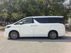 Toyota Alphard Hybrid 2.5L Premium Gold Edition - ფოტო 3