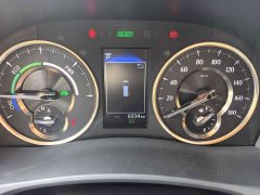 Toyota Alphard Hybrid 2.5L Premium Gold Edition - ფოტო 8