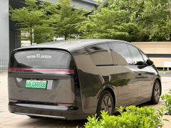 Li Auto Li Xiang MEGA Ultra - ფოტო 7