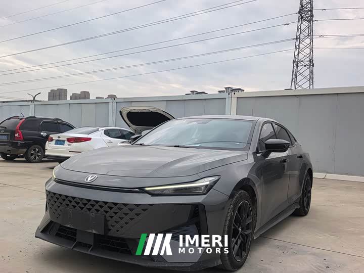 Changan UNI-V 1.5T Premium