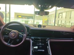 Porsche Panamera Executive Extended Wheelbase 2.9T - ფოტო 10