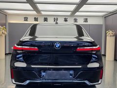 BMW 7 Series 735Li M Sport Package - ფოტო 13