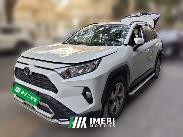 Toyota RAV4 2021 2.0L CVT FWD Fashion Plus Edition - ავტომობილი ჩინეთიდან