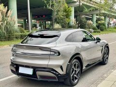 Xiaomi YU7 2025 Rear-Wheel Drive Long-Range Edition - ფოტო 8