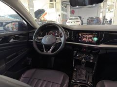 Volkswagen Passat 330TSI Elite - ფოტო 8