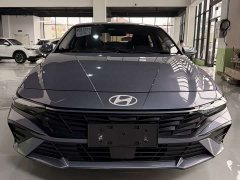 Hyundai Elantra 2023 1.5L CVT Luxury - ფოტო 1