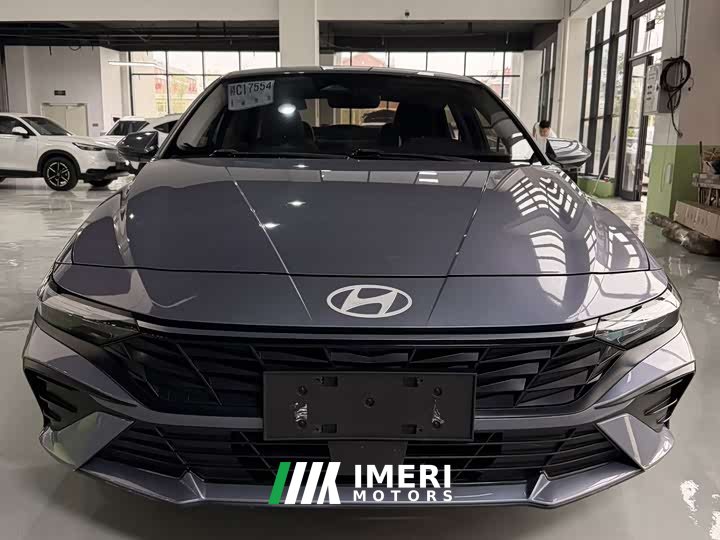 Hyundai Elantra 1.5L CVT Luxury