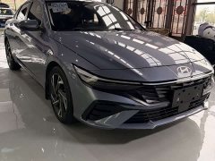 Hyundai Elantra 2023 1.5L CVT Luxury - ფოტო 2