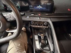 Hyundai Elantra 2023 1.5L CVT Luxury - ფოტო 7