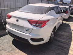 Nissan Bluebird 1.6L CVT Edition - ფოტო 3