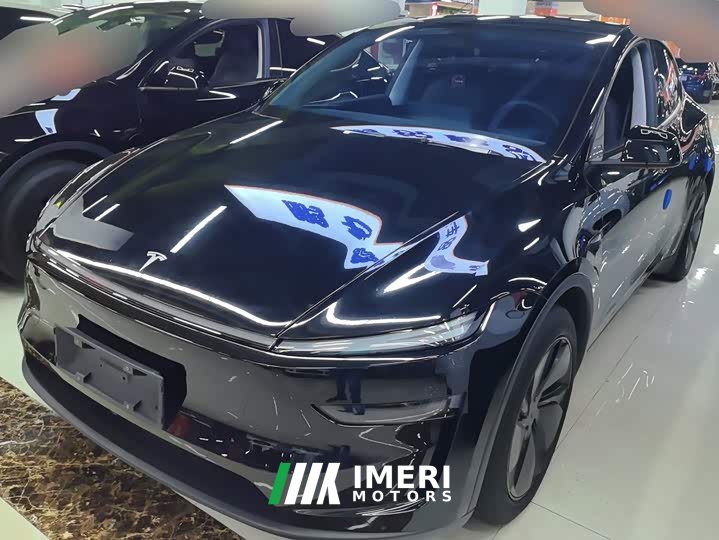 Tesla Model Y Rear-Wheel Drive Launch Edition