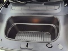 Tesla Model Y Rear-Wheel Drive Launch Edition - ფოტო 10