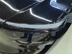 Tesla Model Y Rear-Wheel Drive Launch Edition - ფოტო 5