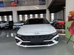 Hyundai Elantra 1.5L CVT GLX Elite - ფოტო 1