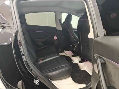 Tesla Model Y Rear-Wheel Drive - ფოტო 12