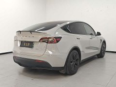 Tesla Model Y Rear-Wheel Drive - ფოტო 6