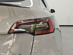 Tesla Model Y Rear-Wheel Drive - ფოტო 8