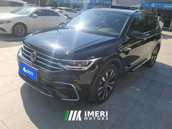 Volkswagen Tiguan L 330TSI Automatic FWD R-Line Comfort Edition