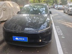 Tesla Model Y L Long Range All-Wheel Drive - ფოტო 2