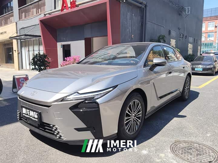 Lexus ES 300h - ავტომობილი ჩინეთიდან