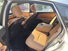 Lexus ES 300h - ფოტო 5