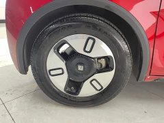 Baojun E300 Plus Edition - ფოტო 6