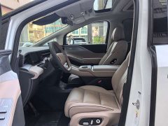 XPeng X9 2026 Extended Range 1602 Ultra - ფოტო 9