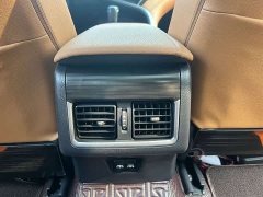 Toyota Camry Hybrid Luxury - ფოტო 13