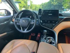 Toyota Camry Hybrid Luxury - ფოტო 15