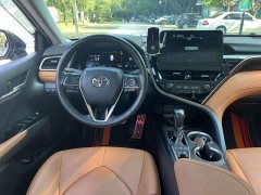 Toyota Camry Hybrid Luxury - ფოტო 6