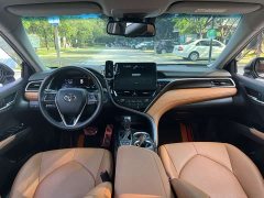 Toyota Camry Hybrid Luxury - ფოტო 7