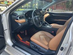Toyota Camry Hybrid Luxury - ფოტო 9