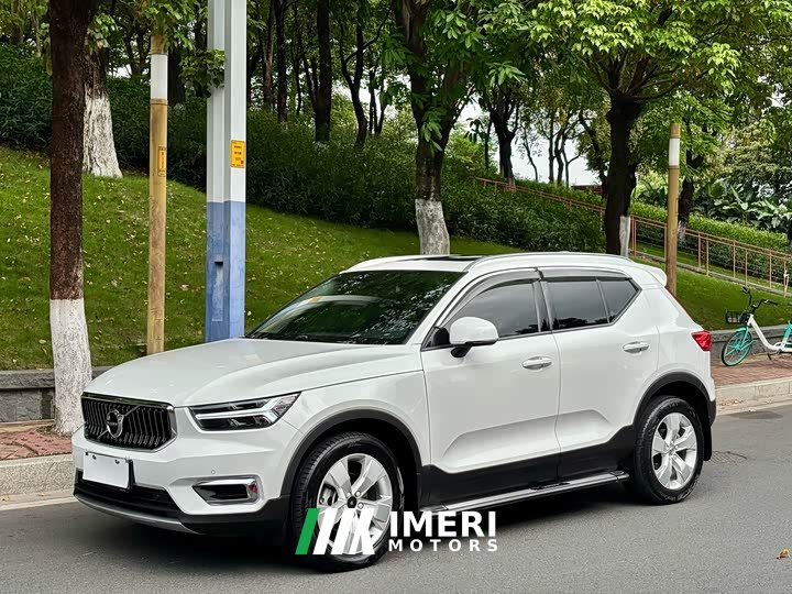 Volvo XC40 T3 Fashion Edition - ავტომობილი ჩინეთიდან
