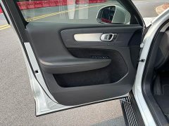 Volvo XC40 T3 Fashion Edition - ფოტო 9
