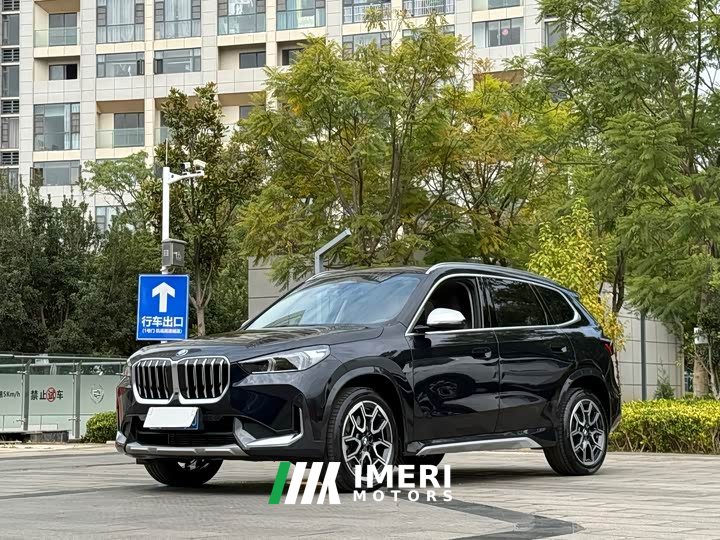 BMW X1 sDrive25Li X Design Package