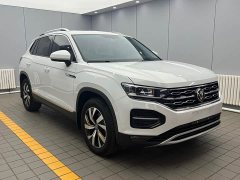 Volkswagen Taos 280TSI FWD Luxury Smart Connected Edition - ფოტო 3