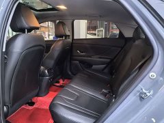 Hyundai Elantra 2021 1.5L CVT Luxury - ფოტო 12