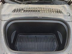 Tesla Model Y Rear-Wheel Drive - ფოტო 10