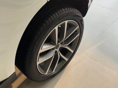 Land Rover Range Rover 3.0 L6 400PS HSE Long Wheelbase - ფოტო 3