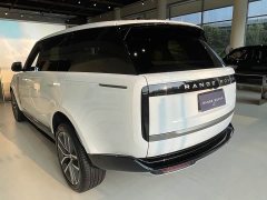 Land Rover Range Rover 3.0 L6 400PS HSE Long Wheelbase - ფოტო 6