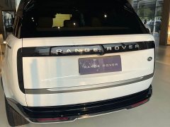 Land Rover Range Rover 3.0 L6 400PS HSE Long Wheelbase - ფოტო 7