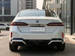 BMW 5 Series 530Li Premier M Sport Package - ფოტო 20