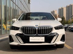 BMW 5 Series 530Li Premier M Sport Package - ფოტო 4