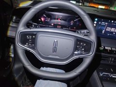Lincoln Z 2.0T Premier - ფოტო 15