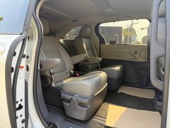 Toyota Grevias 2.5L Hybrid Premium Plus Edition - ფოტო 10