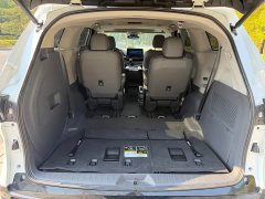 Toyota Grevias 2.5L Hybrid Premium Plus Edition - ფოტო 12
