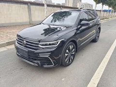 Volkswagen Tiguan L 2022 330TSI Automatic FWD R-Line Comfort Edition - ფოტო 1
