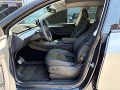 Tesla Model Y Rear-Wheel Drive - ფოტო 4