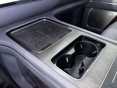 NIO ES8 Six-Seat Executive Signature Edition - ფოტო 15
