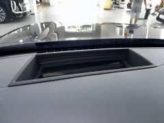 NIO ES8 Six-Seat Executive Signature Edition - ფოტო 18
